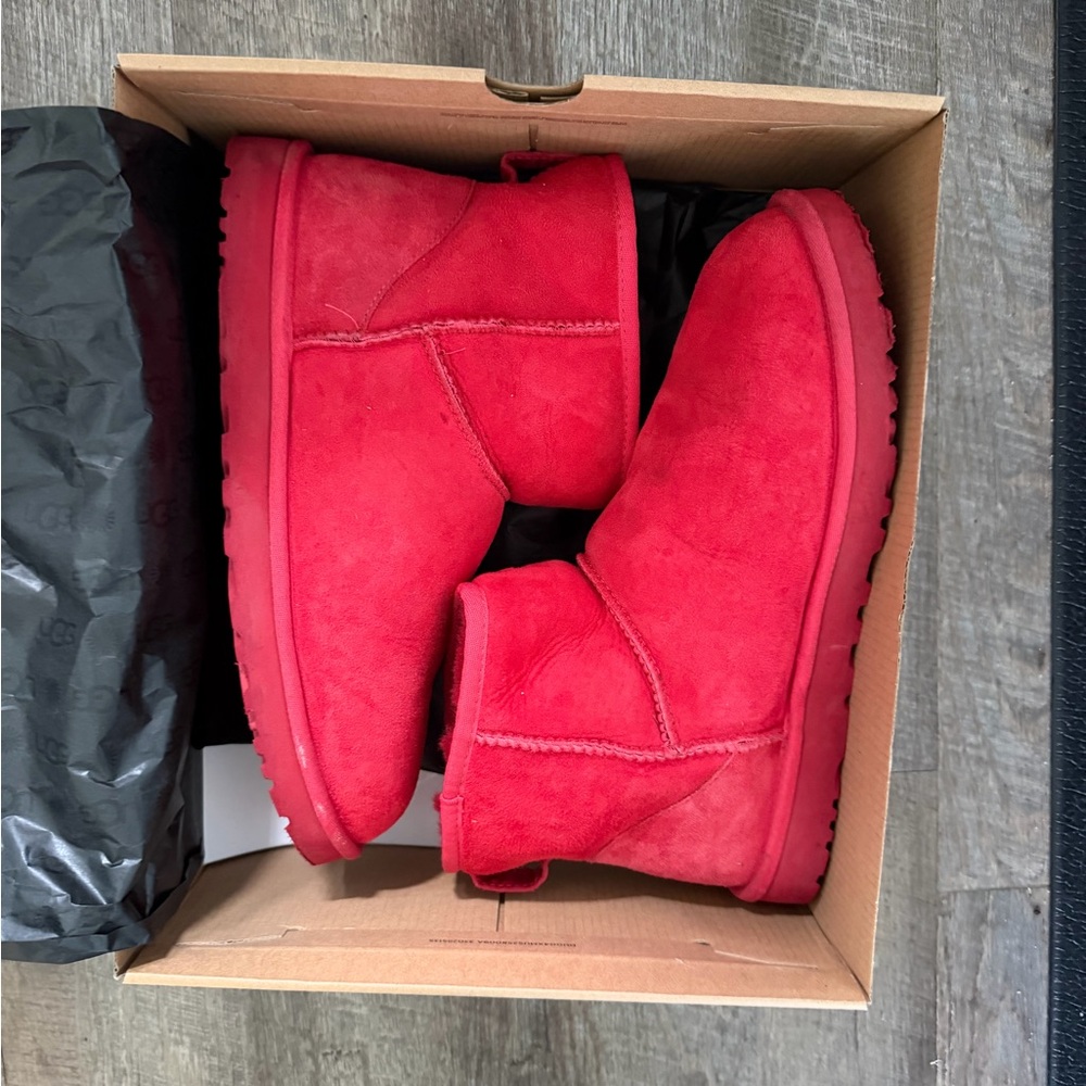 Ugg Samba Red Mini Boot